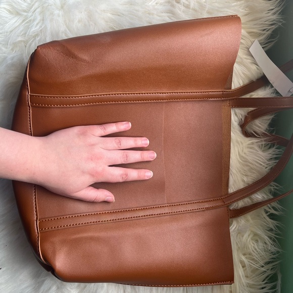 Henny + Lev Bag - Picture 4 of 5